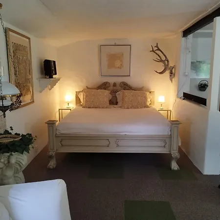 Holiday home Forfatterhuset Pris For 2 Personer Inkl Morgenkomplet Og Adgang Til 6 Svommehaller *